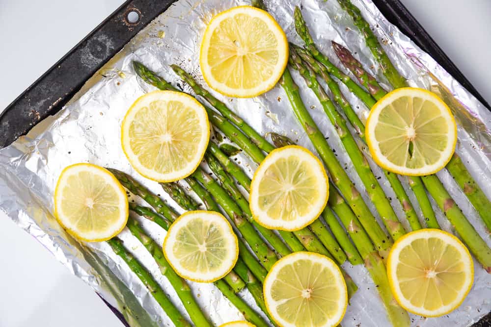 How to Grill Asparagus In Foil