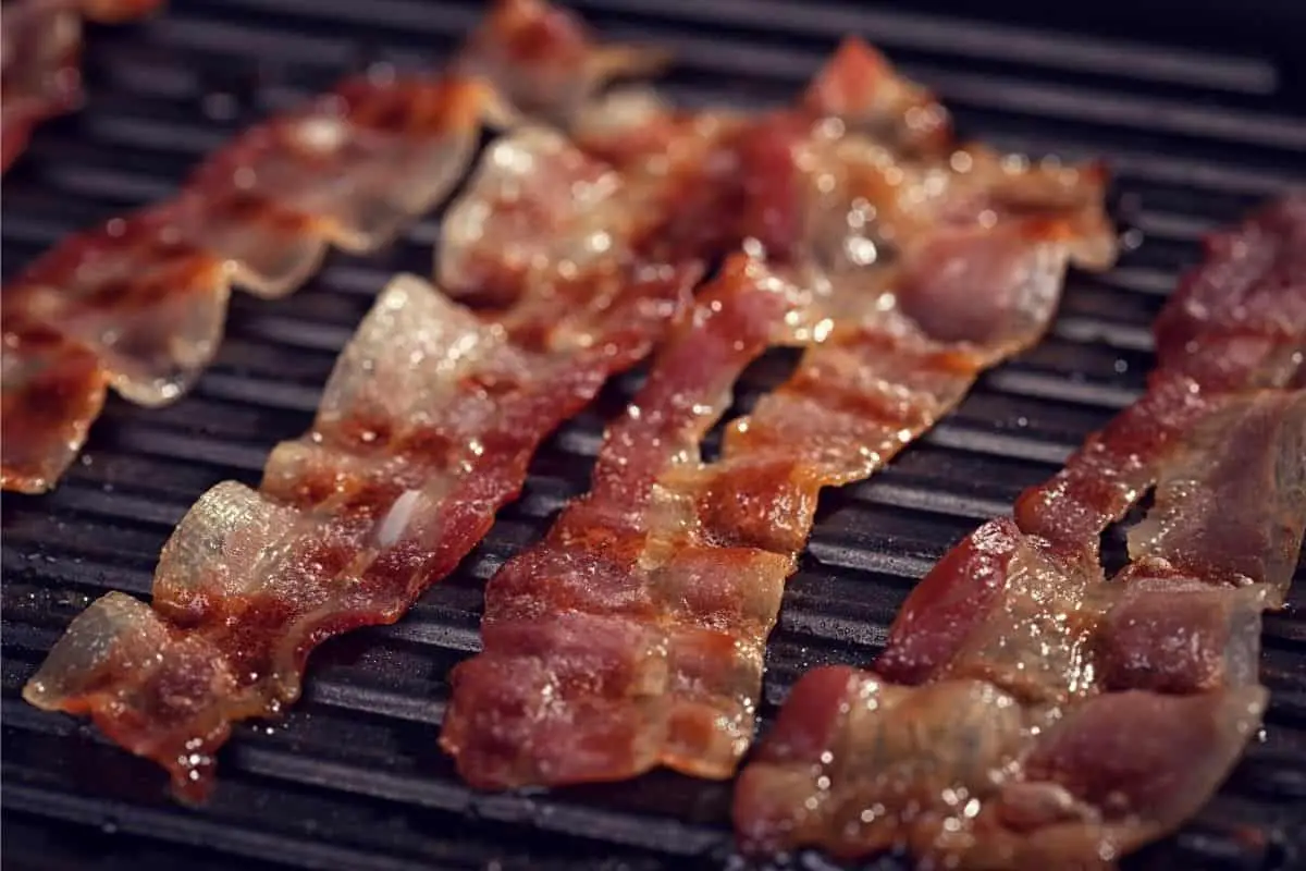 How to Cook Bacon on the Grill? The Definitive Guide Smokey Grill BBQ