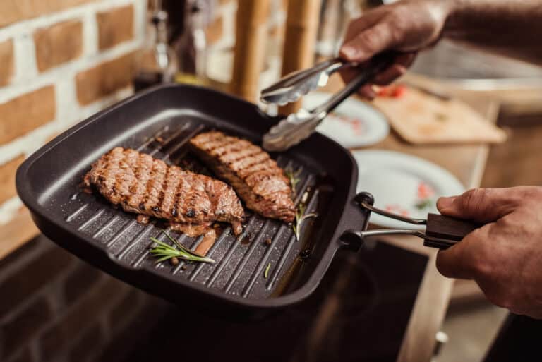 how-to-know-if-steak-is-bad-10-signs-your-steak-is-spoiled-smokey
